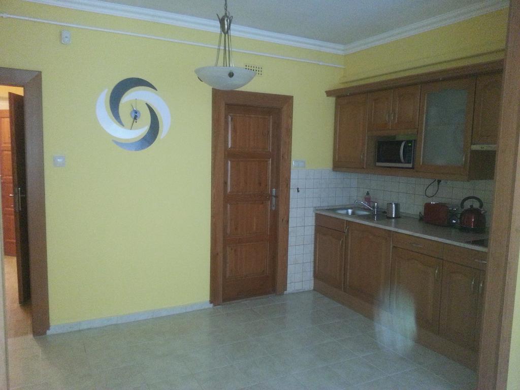 Szinva Apartman Miskolc Buitenkant foto