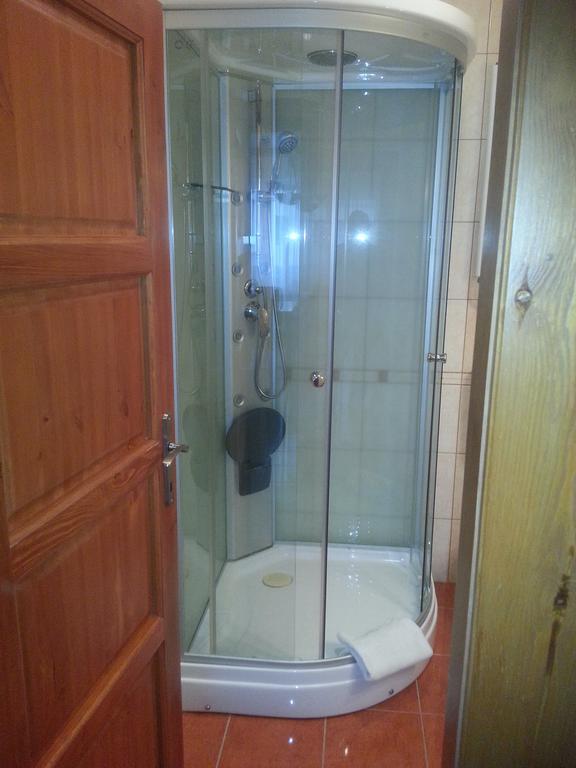 Szinva Apartman Miskolc Buitenkant foto